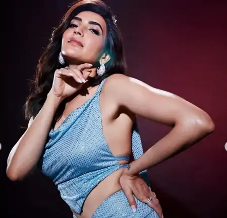 Kangna Sharma latest hot pics and Photos