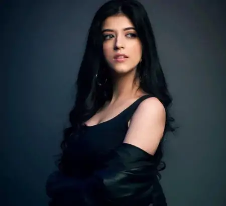 Manvi Chugh Latest Hot Pics and Photo