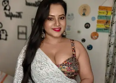 Priya-Gamre-hot-photo5331704 Photos