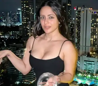 aahna-sharma-hot-sexy-photo4815743 Photos