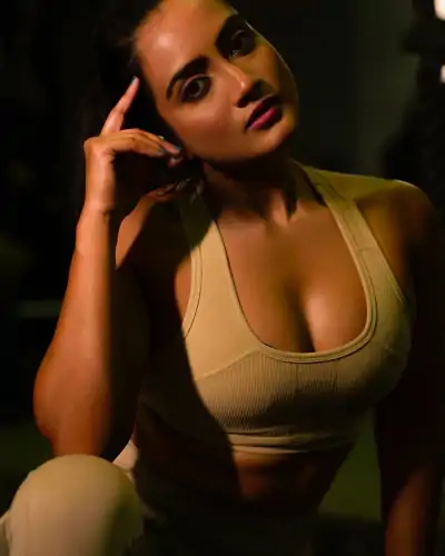 amika-shail-hot-photo6640146 Photos