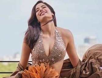 "Kaanta Laga" girl Shefali Jariwala hot pics
