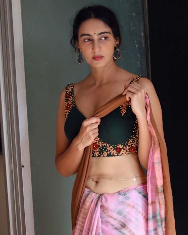 Megha Shukla top 20 hot pics in Saree